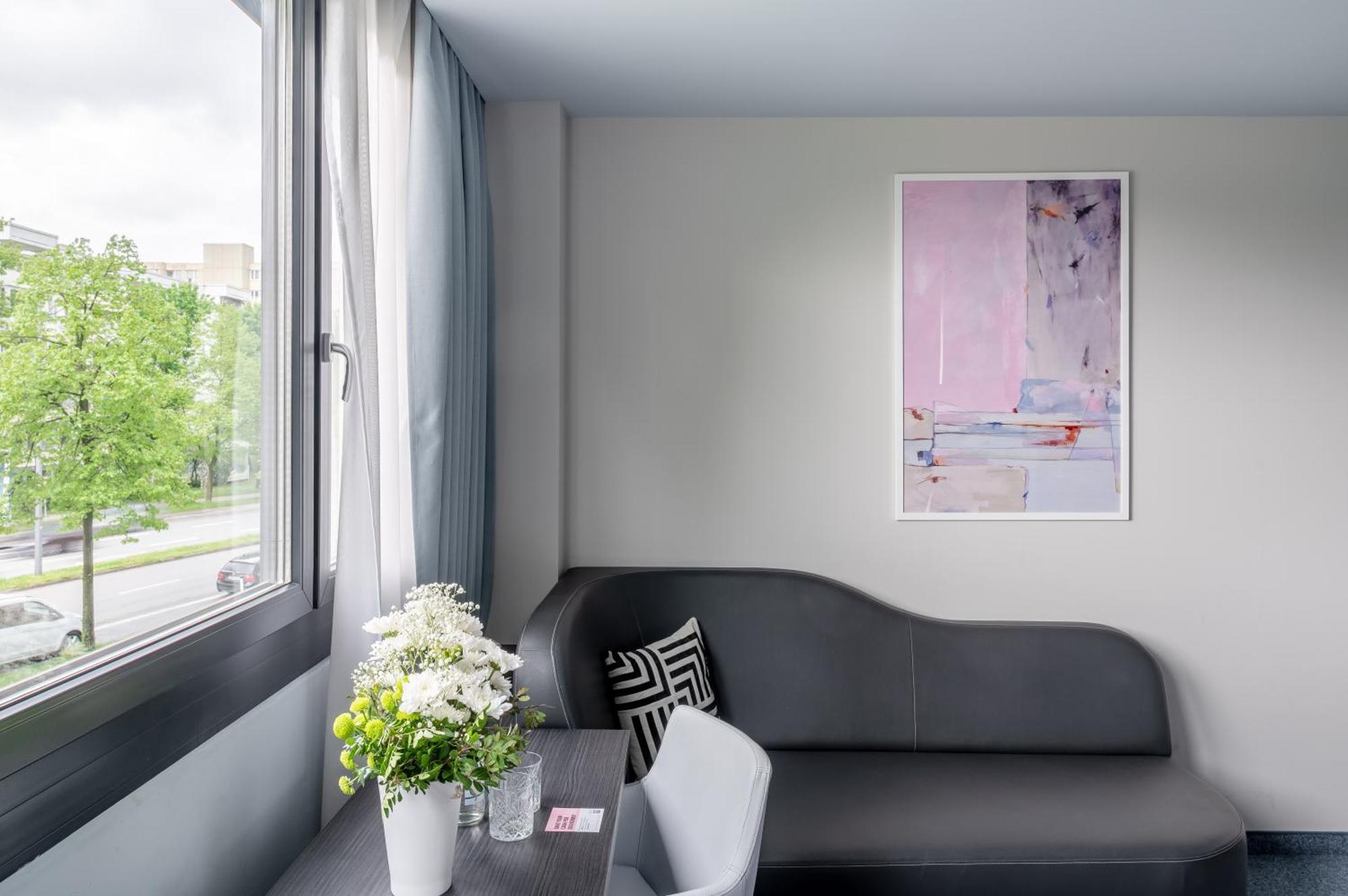 Numa Munich Viktoria Aparthotel Bagian luar foto