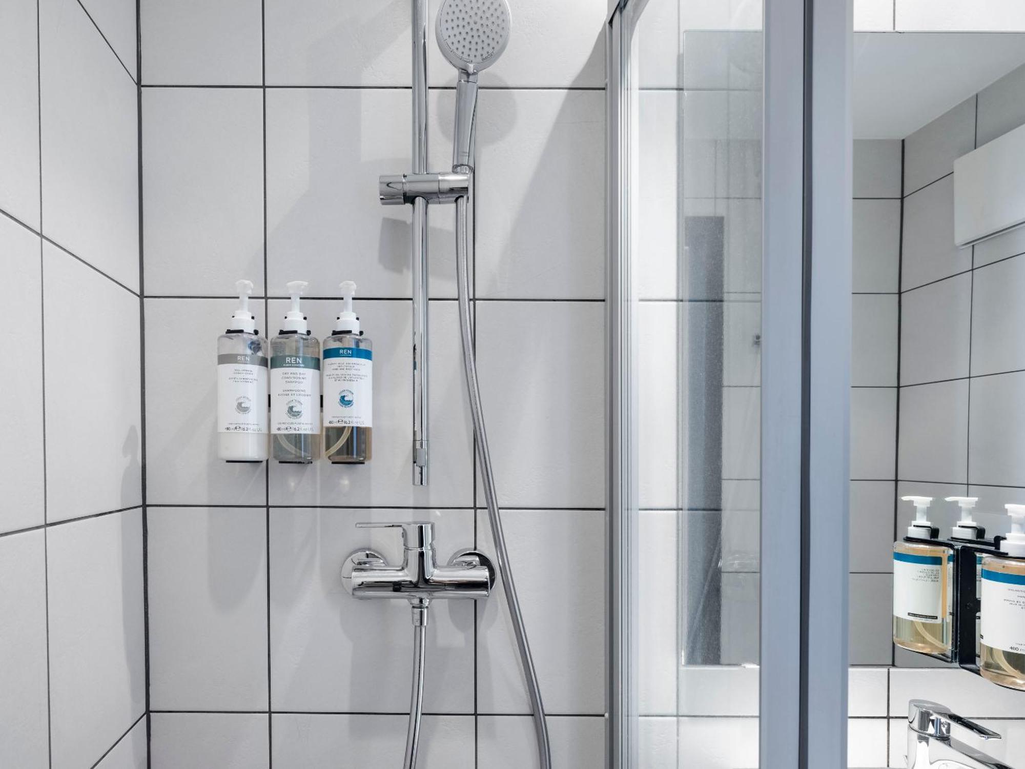 Numa Munich Viktoria Aparthotel Bagian luar foto
