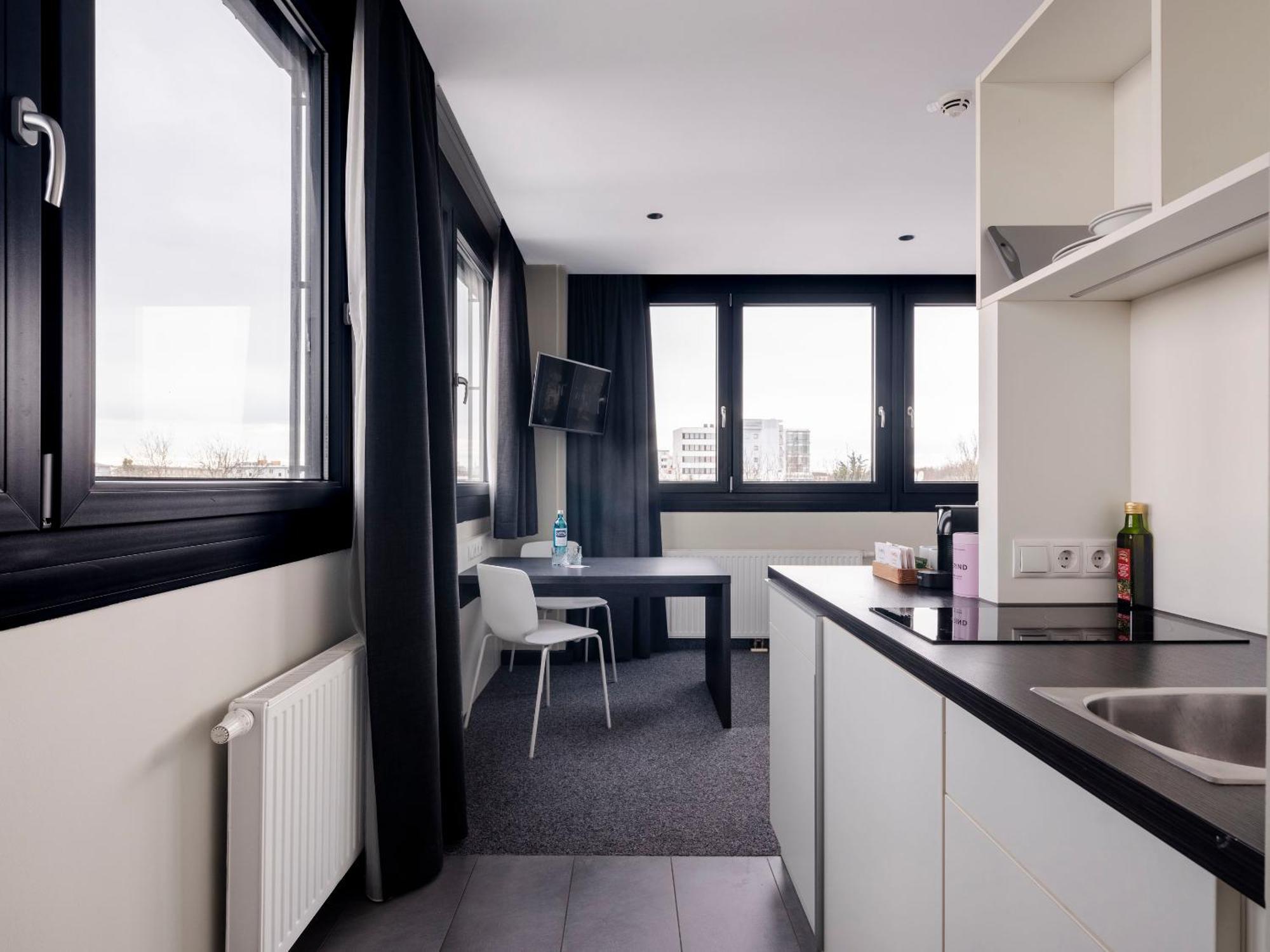 Numa Munich Viktoria Aparthotel Bagian luar foto