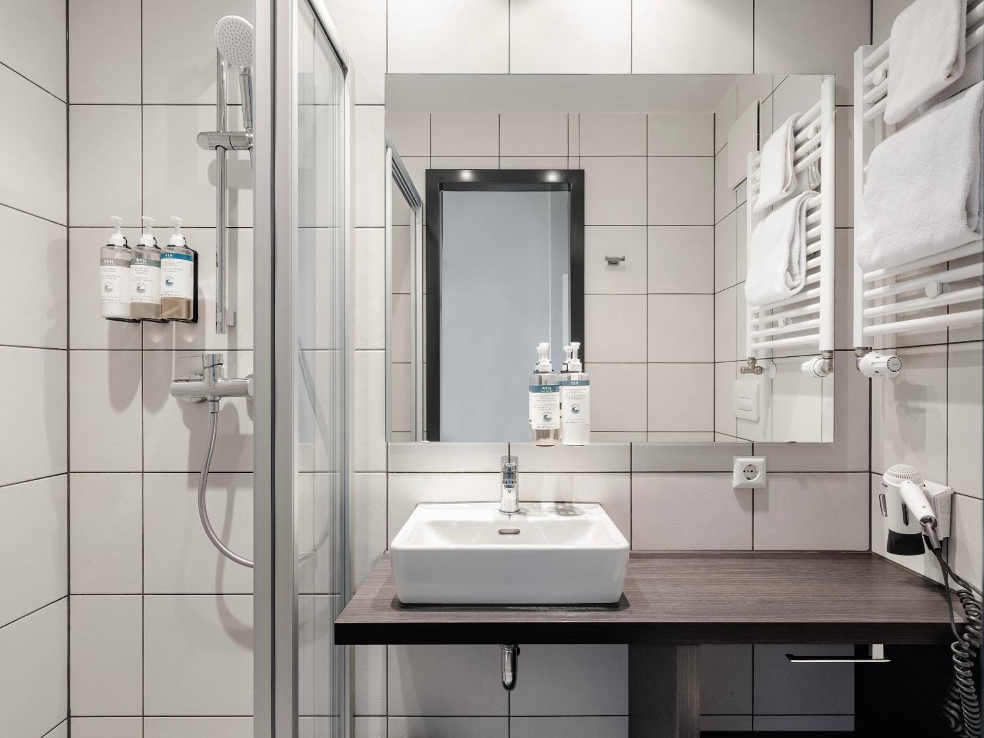 Numa Munich Viktoria Aparthotel Bagian luar foto